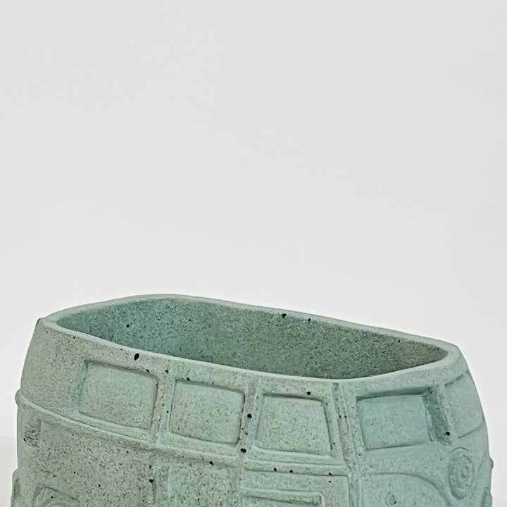 NATURAL BY HAGELSIEB - Wholesale Plant Pot - CONCRETE BUS PLANTER5