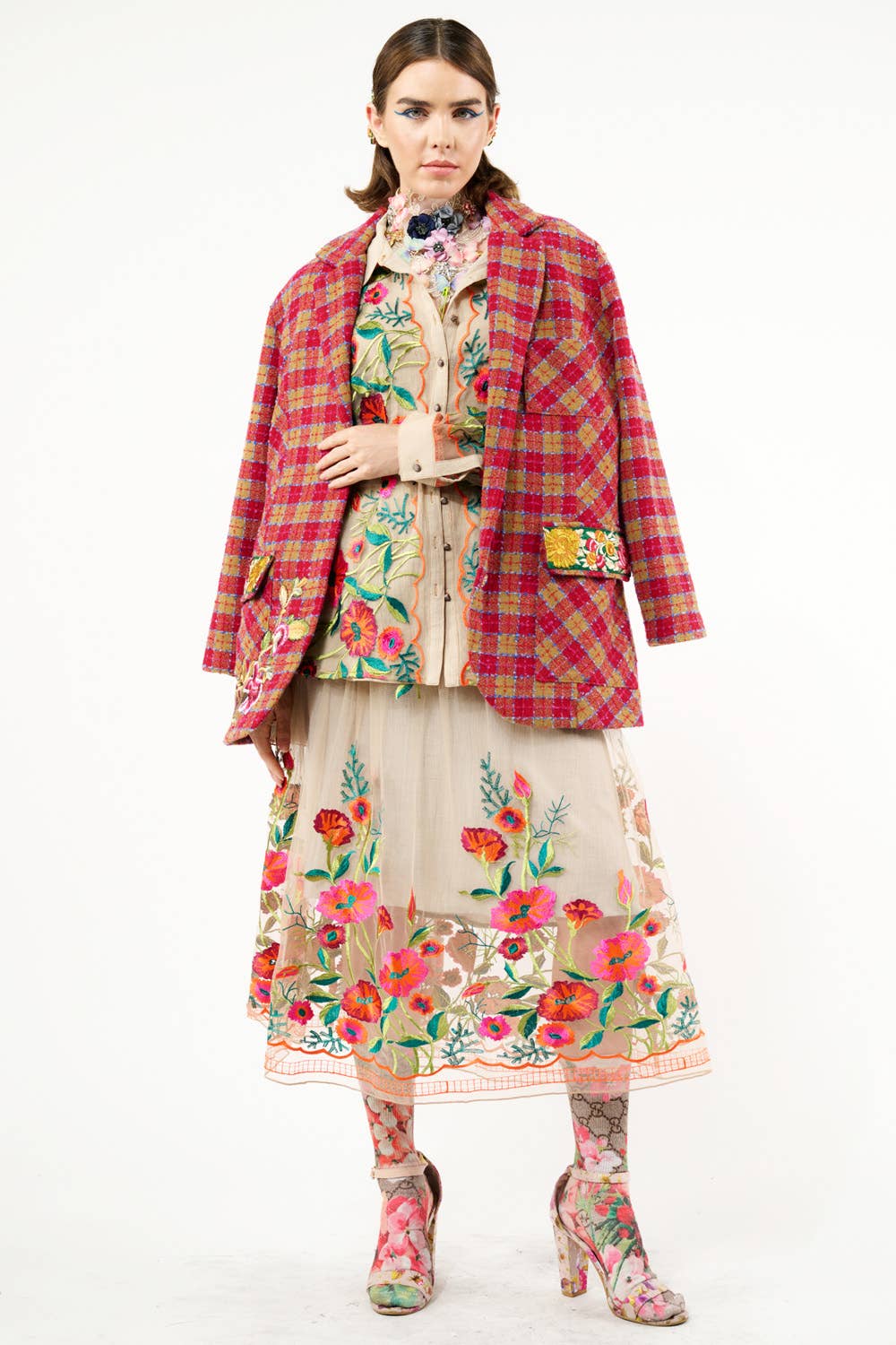 Blu Denim Camicia vintage con ricamo floreale di tulipani in vendita all'ingrosso su Faire29