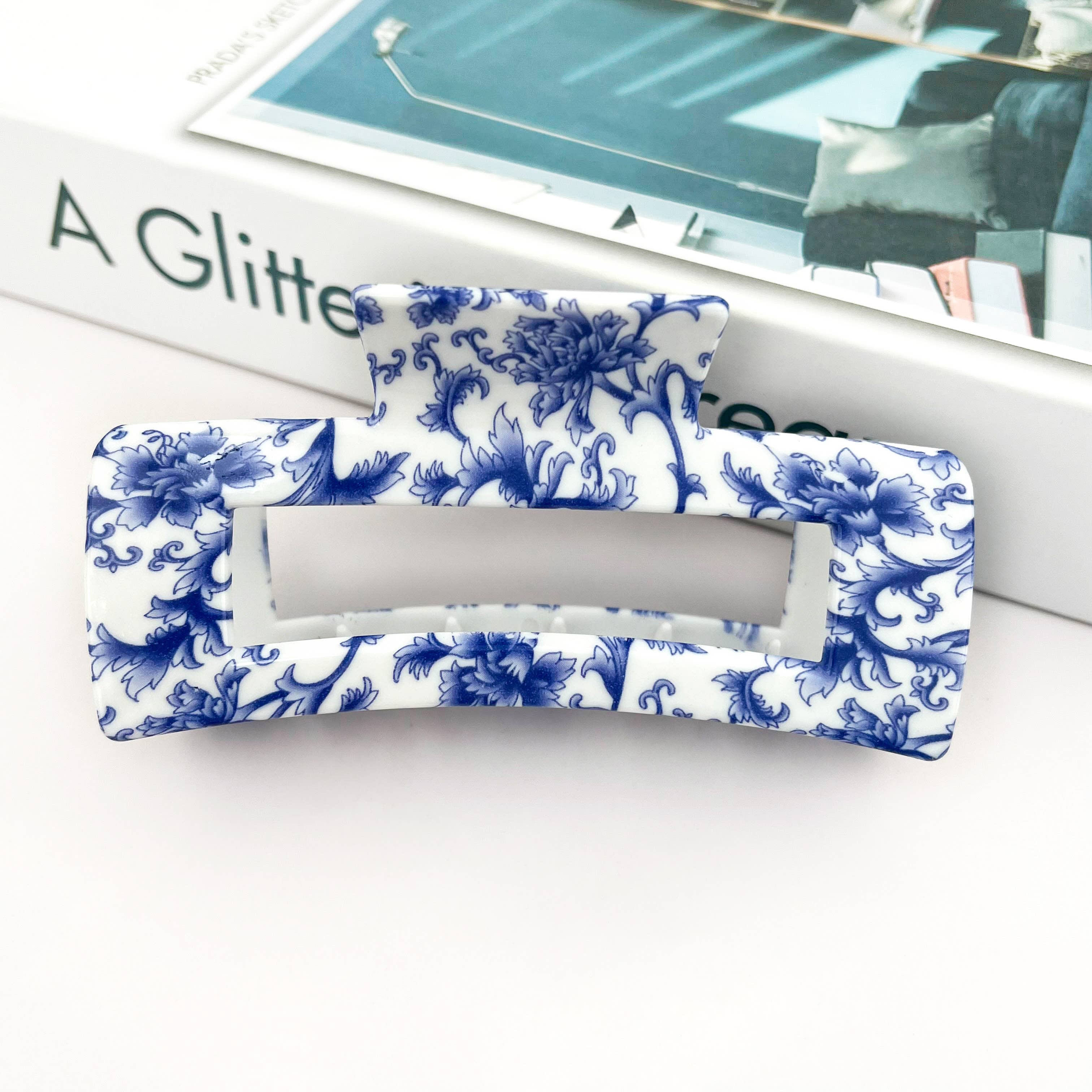 SoapElenGlen - Wholesale Hair Clip - Women's - Blue and White Porcelain Textured Claw Clip0