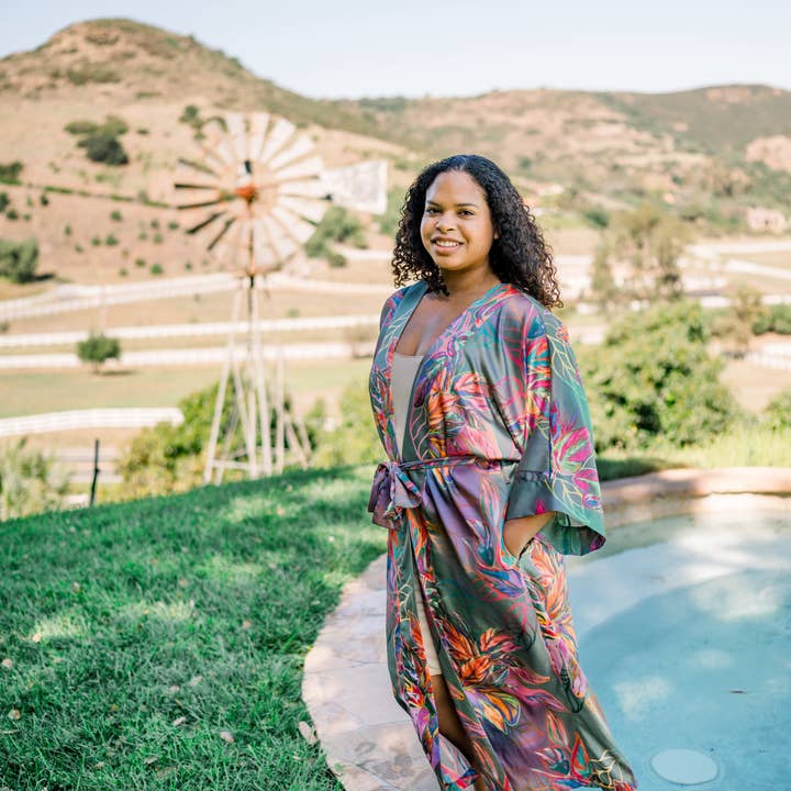 Robe Éco Luxe – Imprimé Floral "Carmen" pour la vente par Yomisma