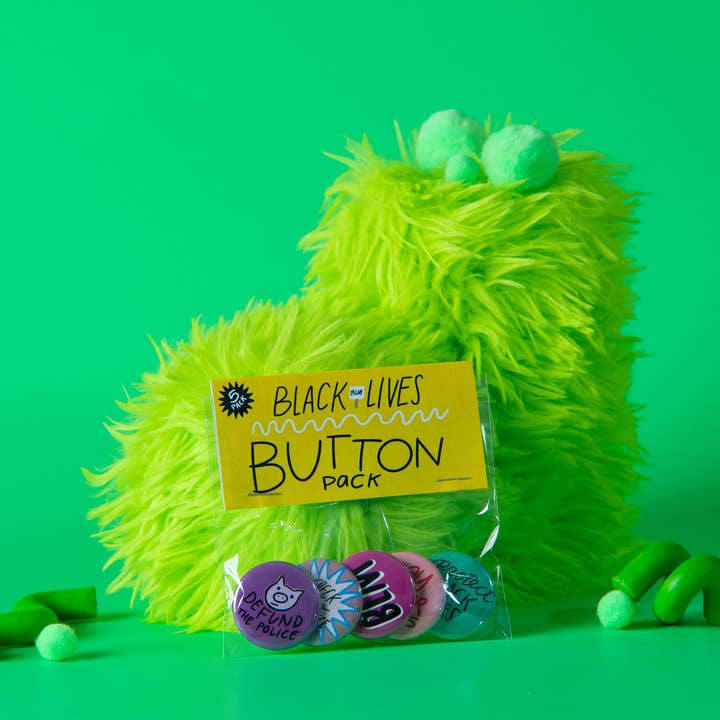 BLACK LIVES MATTER | Button five-pack and other Purchase Wholesale goods that matter. Free Returns & Net 60 Terms on Faire trending on Faire.