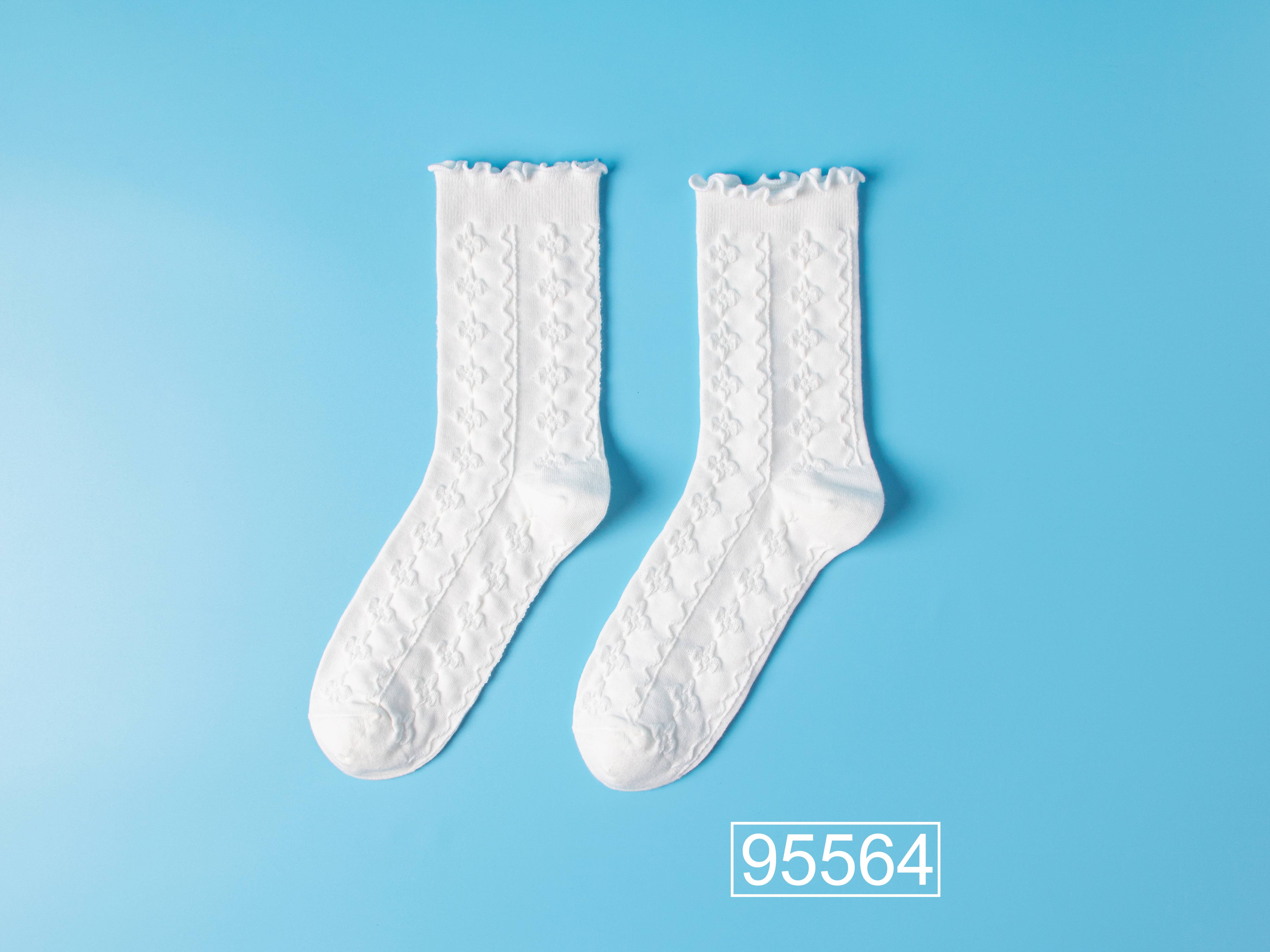 Marc JoJo - Wholesale Socks - Women's - ✨ White mid-calf socks in vintage Lolita style 🕊️🎀1