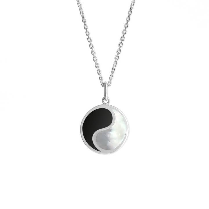 Collier Pendentif Yin Yang Alina avec Pierre (N 4496SOX/MOP) pour la vente par Boma Jewelry