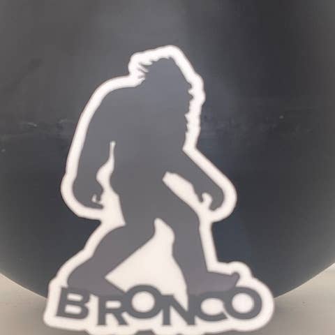 Klistermärke - Sasquatch Bronco för wholesale av Little Smarties YYC