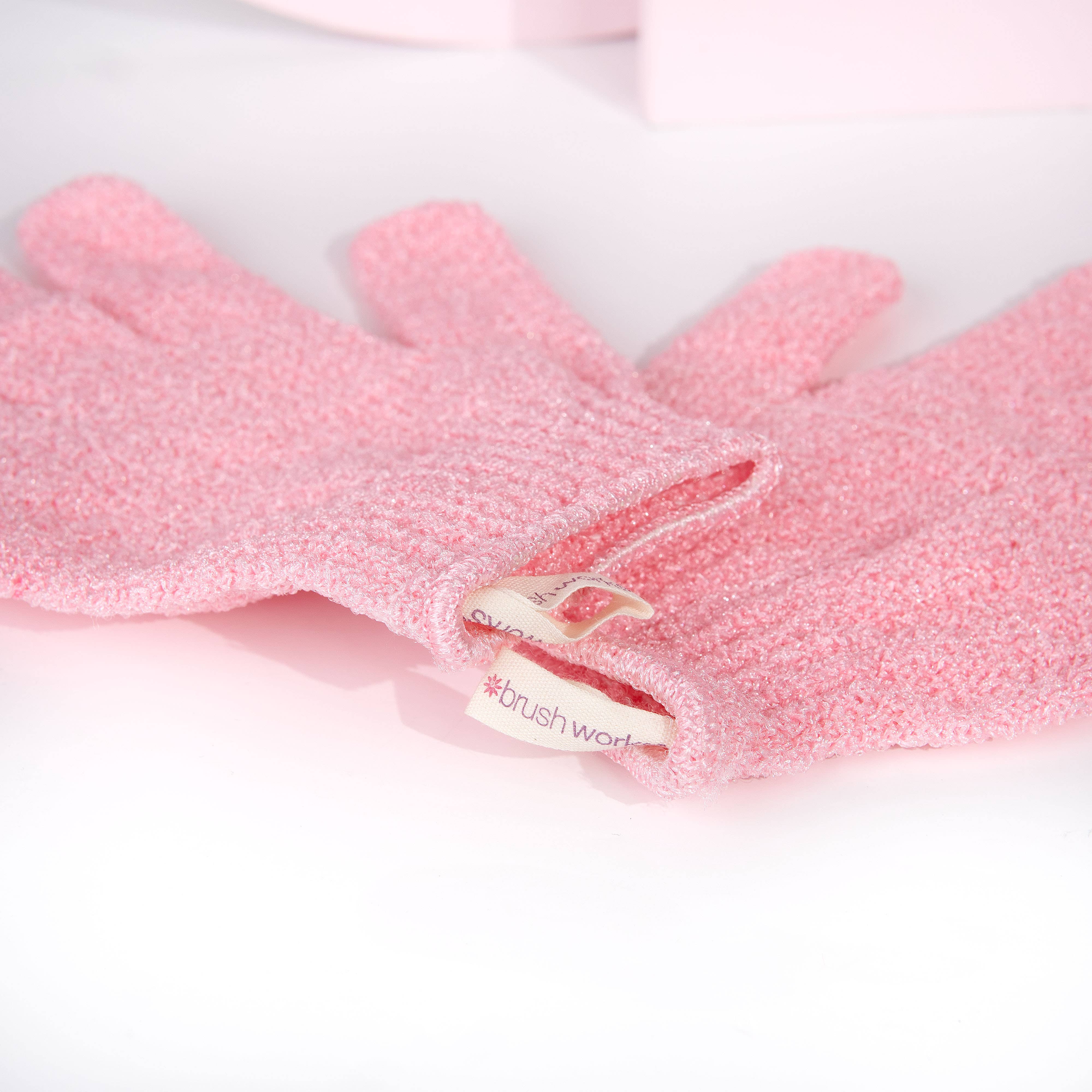 Soinvogue – wholesale Exfoliating gloves/mitts – Brushworks Exfoliating Gloves3