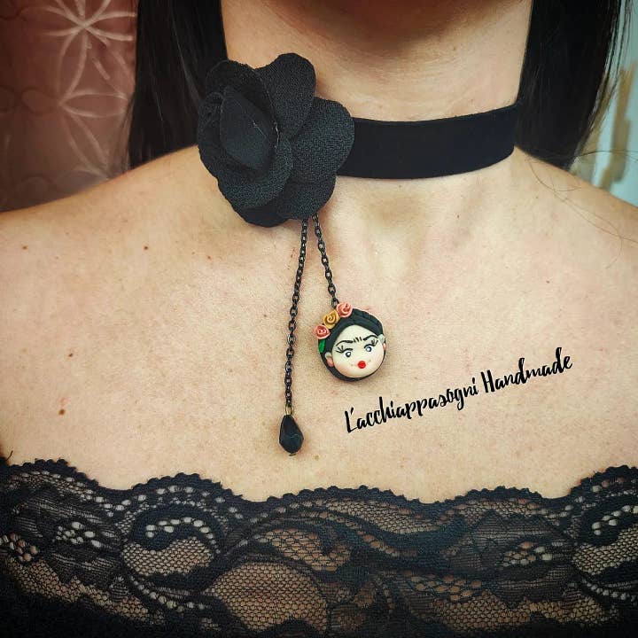 Acchiappasogni Handmade - Wholesale Pendant/Charm Necklace - Frida Kahlo pink choker necklace