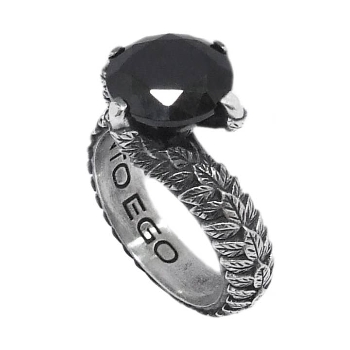 BAGUE SOLITAIRE pour la vente par Quinto Ego