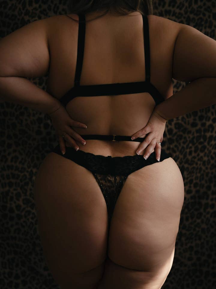 Abigail Walker lingerie – wholesale Lingerie Set – women's – Wild Love Thick Band Lingerie Set18