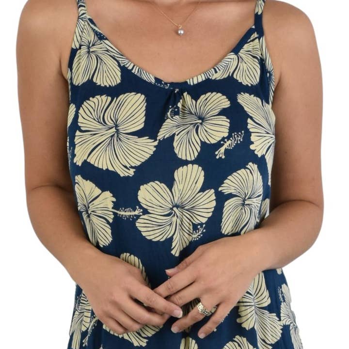 Abito Bali | Maxi lungo | Taglia unica | Hibiscus Navy per la vendita all'ingrosso da parte di Island Style Clothing Co by Akamai Distribution Ltd