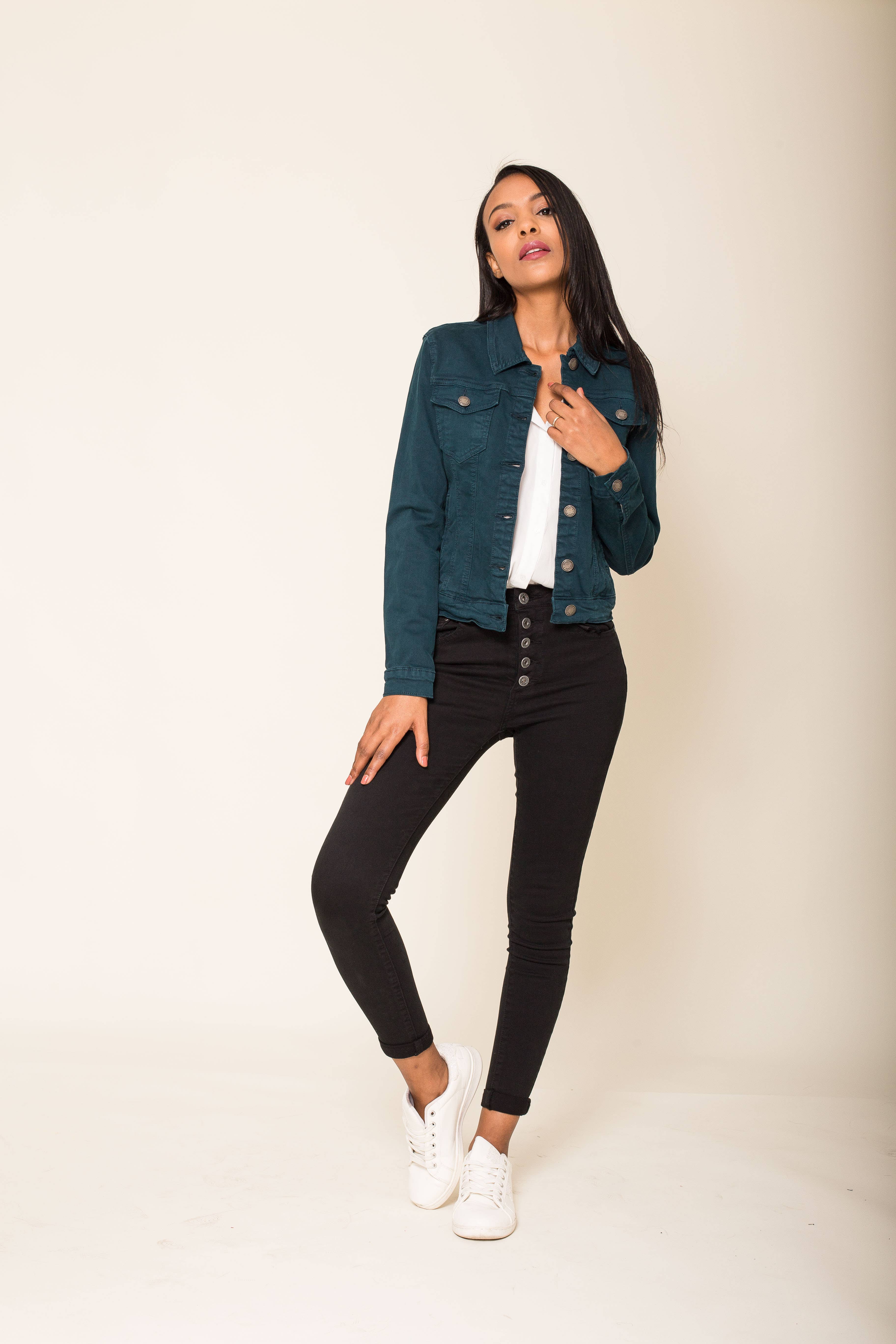 Nina Carter - Wholesale Jas - Dames - Stretch nauwsluitend jack kleur J212A72