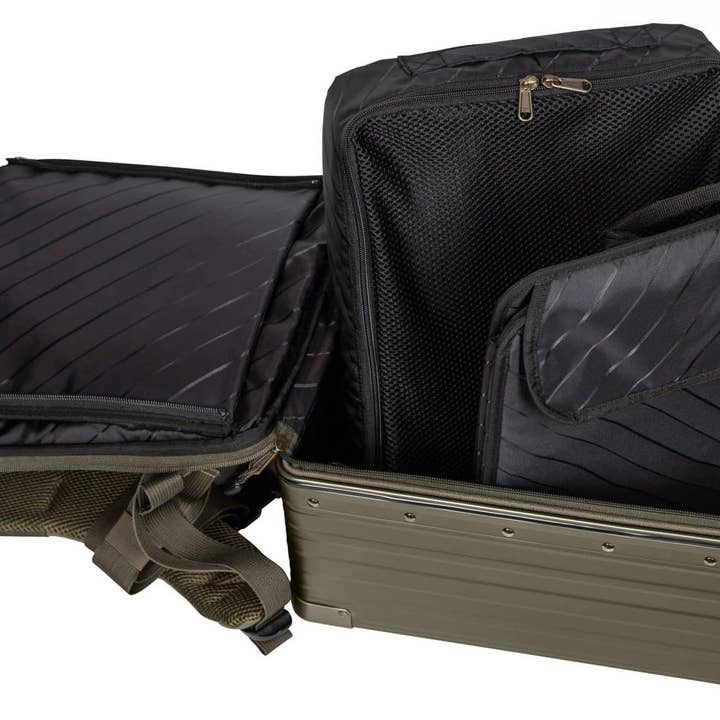 REMOVED BRAND - Wholesale Backpack - Unisex - 17″ Aluminum Backpack15