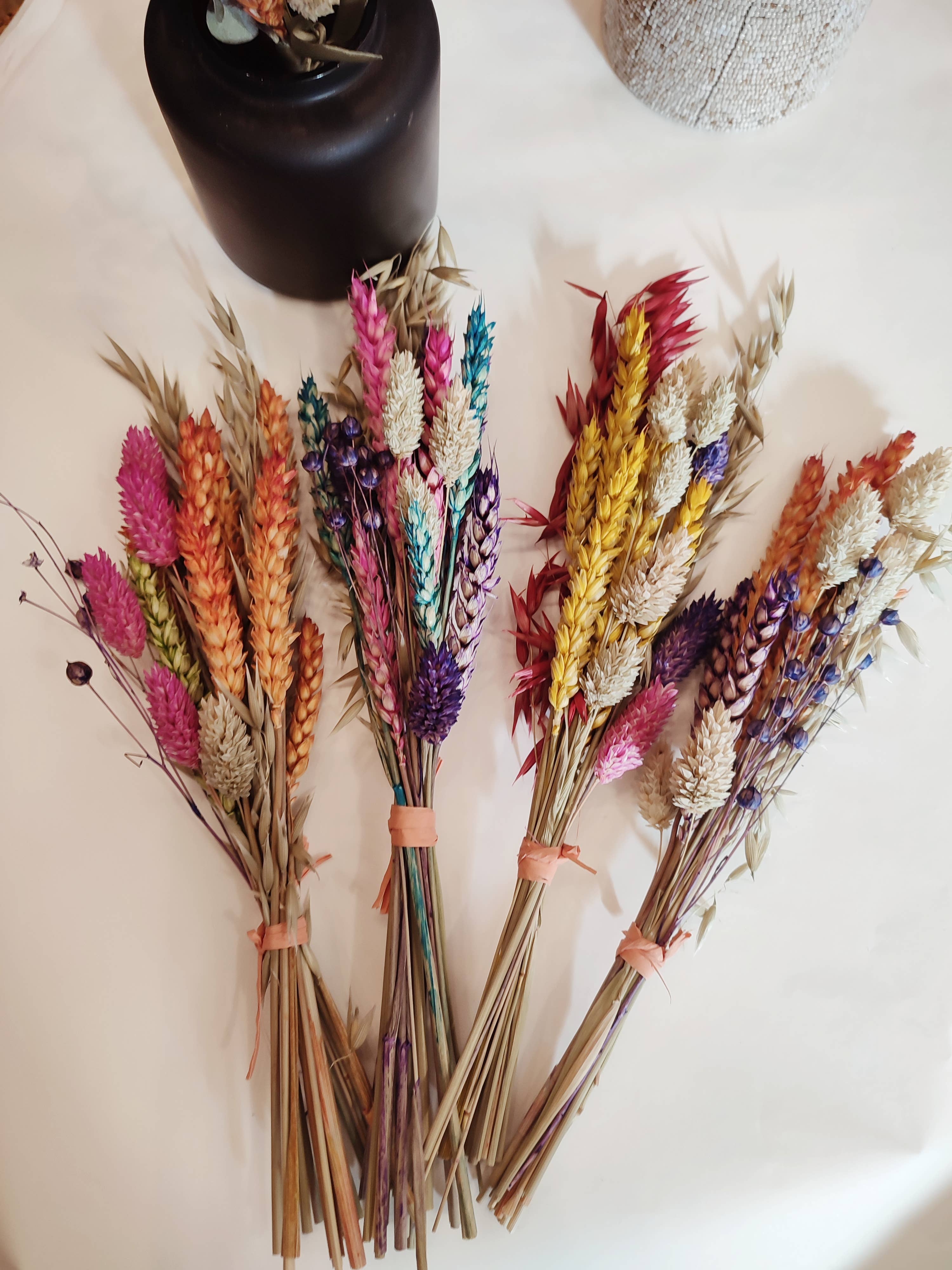 Uma Cantik - Wholesale Dried/Pressed Flowers - Dried Flower Bouquet - Small2