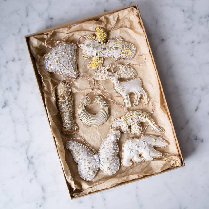 Katie Larmour Linen - Wholesale Ornament - Handgemaakte Ierland Great Irish Elk kerstboomhanger van Iers linnen4