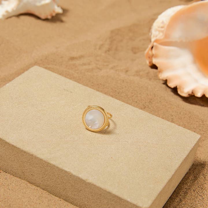 Gold Ring - Céliane for wholesale on Faire2