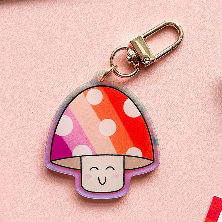 Lesbian Pride Flag Mushroom Schlüsselanhänger für den Großhandel von The Harpy Otter Co