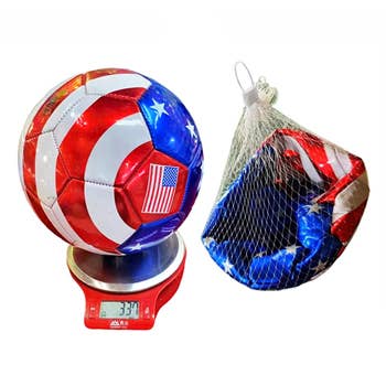 Fotboll 9" med USA-tryck för wholesale av Deluxe Import Trading