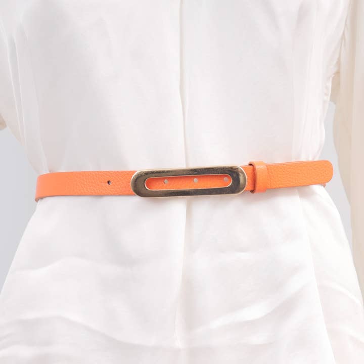 Cecile Wang - Vendita all'ingrosso Cintura - Donna - Cintura sottile in pelle con fibbia ovale dorata – rif. BK01010