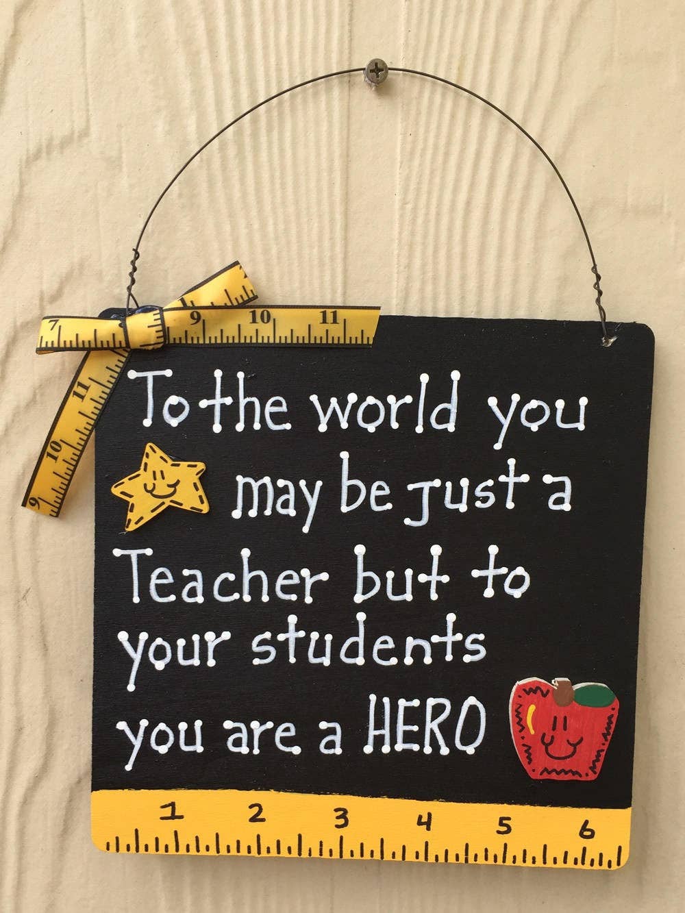 Nannie and B's Crafts – Sinal por atacado – Presentes para professores PS0800 - Para o mundo podes ser apenas um Professor mas para os teus alunos um HERÓI2