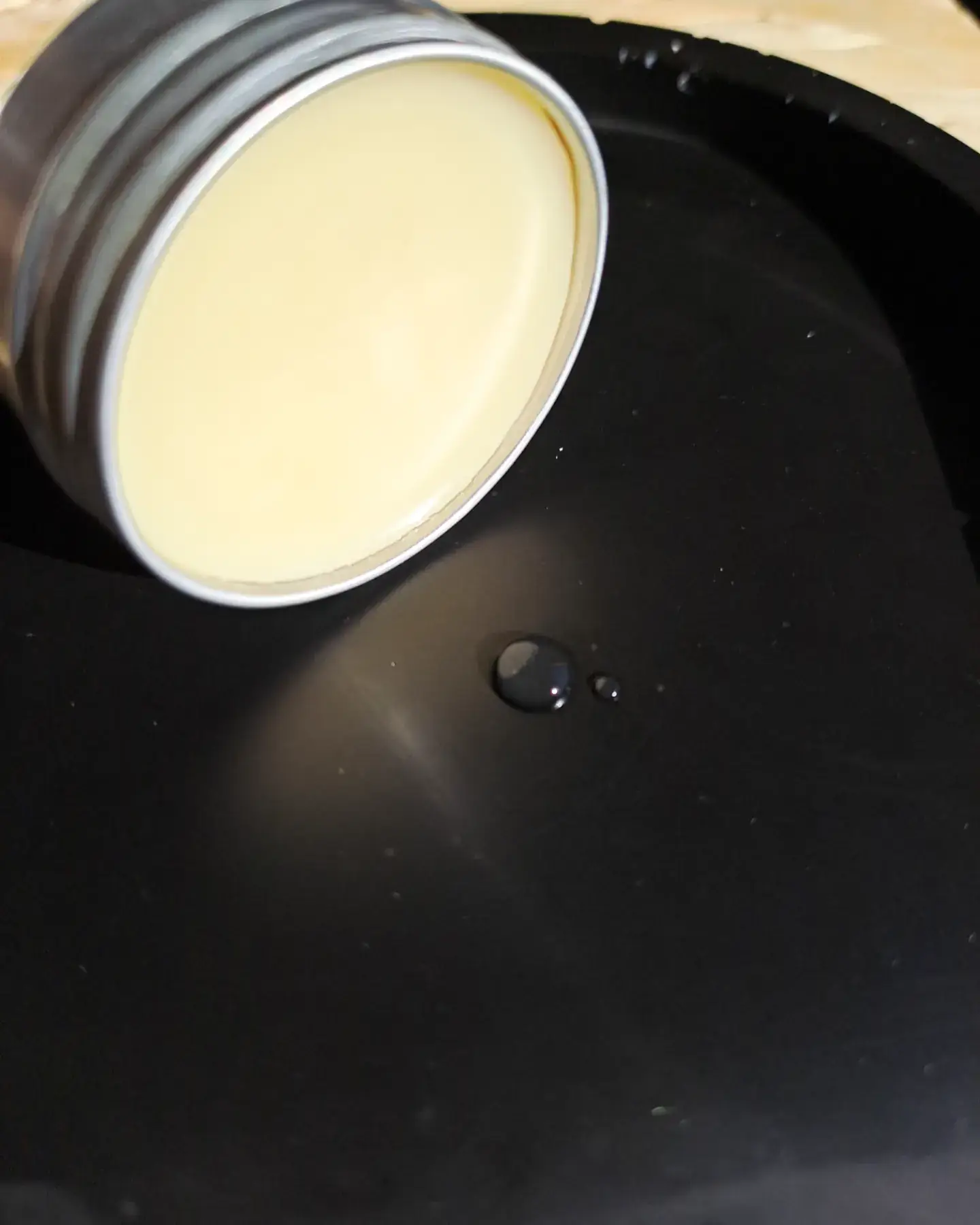 Ana Barroso Porto – wholesale Furniture wax/paint – SWEET GLOW SEALER & POLISH with EUCALYPTUS2