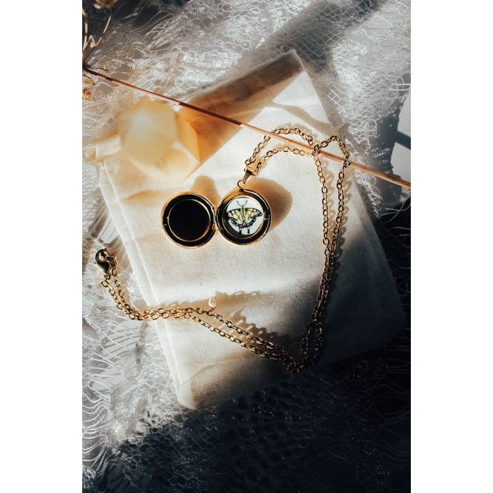 Medallón en forma de cola de golondrina para venta al por mayor de Brevity Art