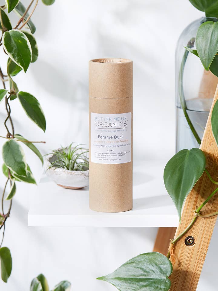 Femme Dust/Poudre Sans Talc Bio/Sans frottant pour la vente par Butter Me Up Organics