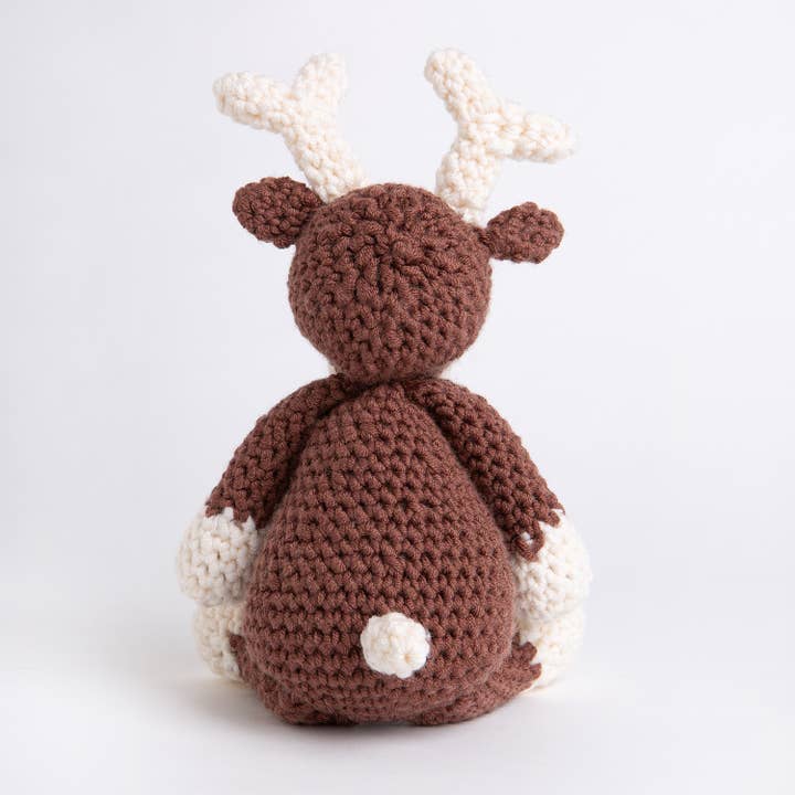 Wool Couture Company - Vendita all'ingrosso Kit per lavoretti fai da te - Kit facile da lavorare all'uncinetto Belle the Reindeer8