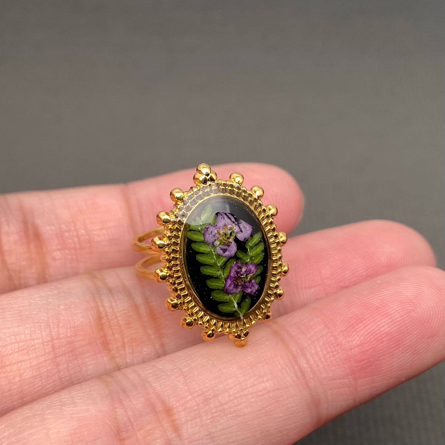 Mio Queena - Vente Bague de cocktail/de cérémonie - Bagues florales ajustables en fleurs séchées 18K dorées SS - PDF/FGS2