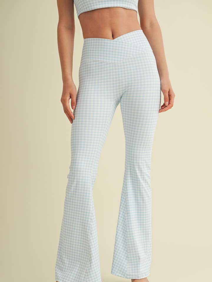 KIMBERLY C - Wholesale Athletic/Lounge Leggings - Women's - Gingham Print High Waist Crossover Flare Legging