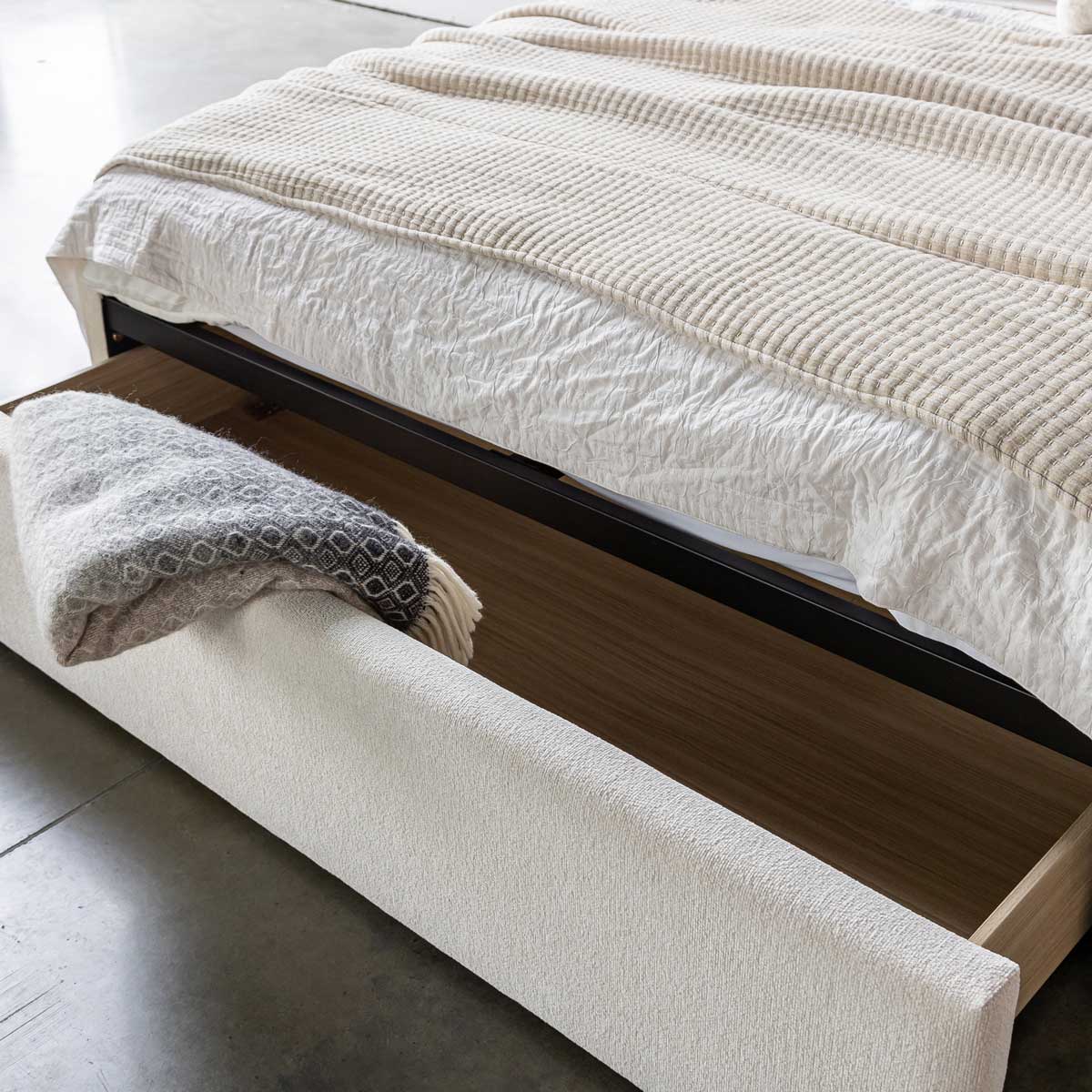 Style In Form - Wholesale Bed - Lourdes King Storage Drawer Bed - Cream2