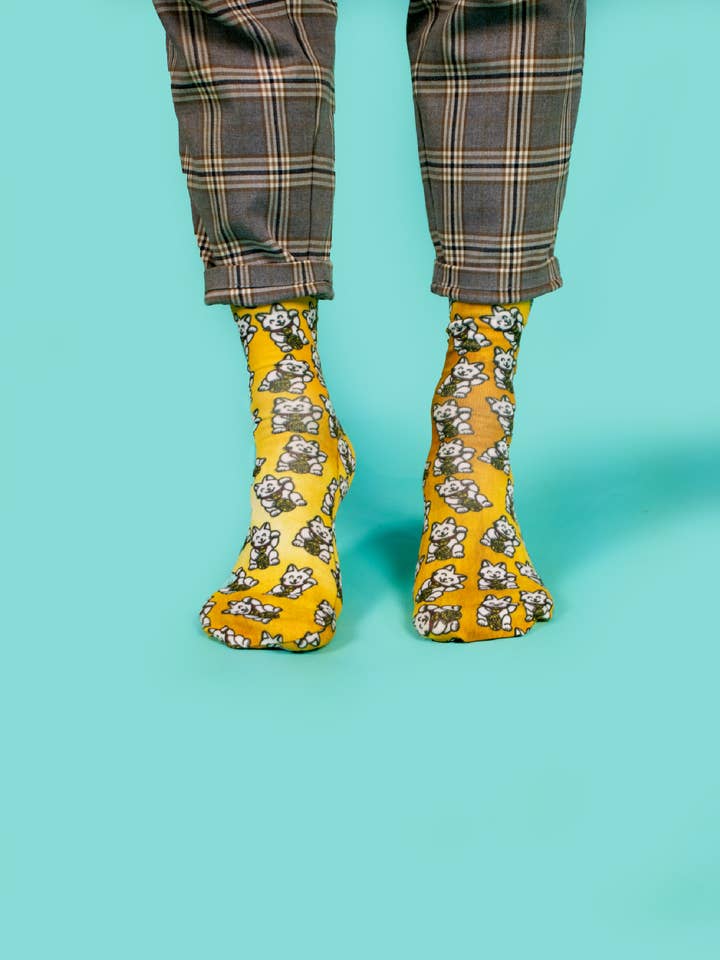 SWEET PARIPE - Wholesale Sokken - Uniseks - Gele Maneki Neko sokken1