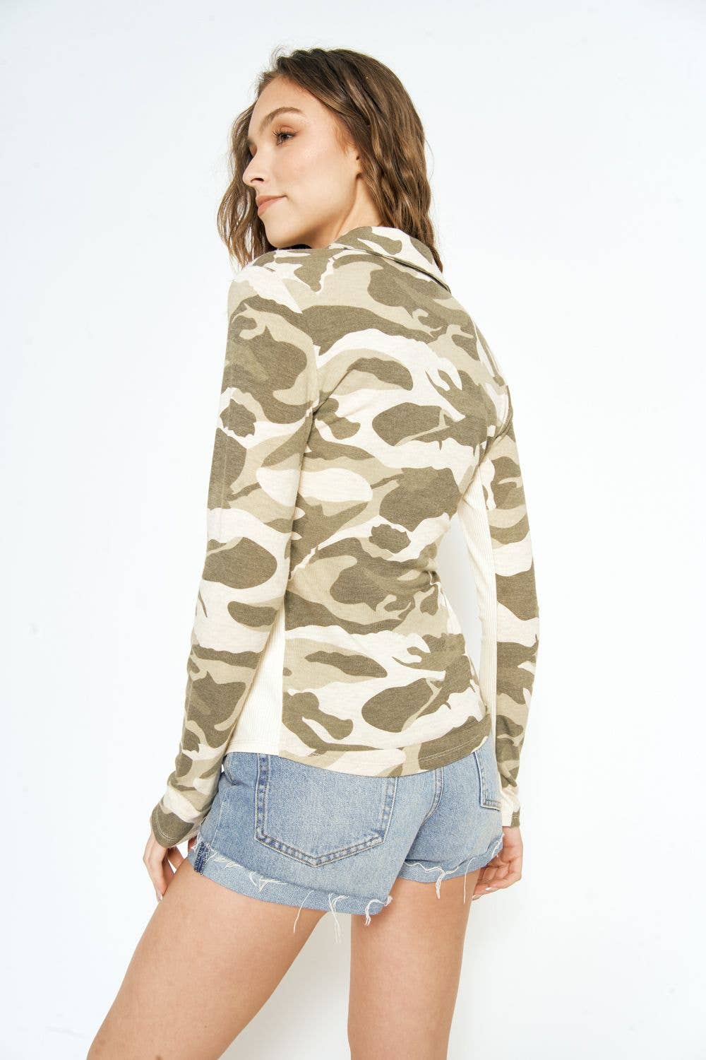 Mystree - Wholesale Button Down Shirt - Women's - 20152 Camo Print Shirt19