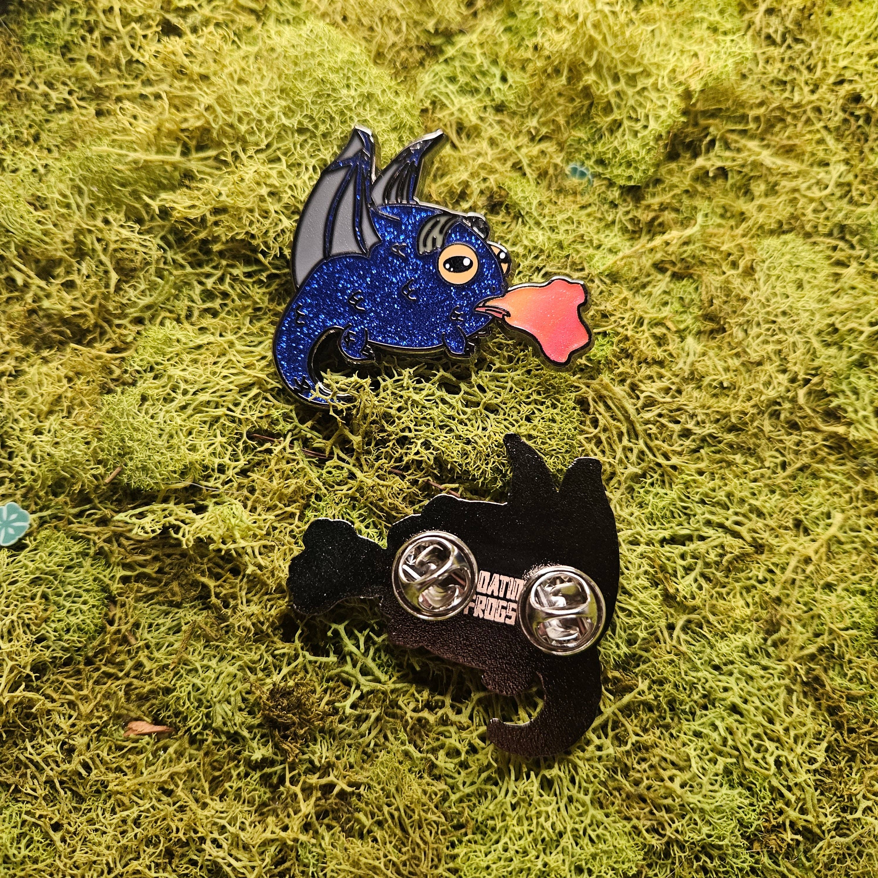 Floating Frogs - Wholesale Lapel Pin/Button - Fragon Enamel Pin2