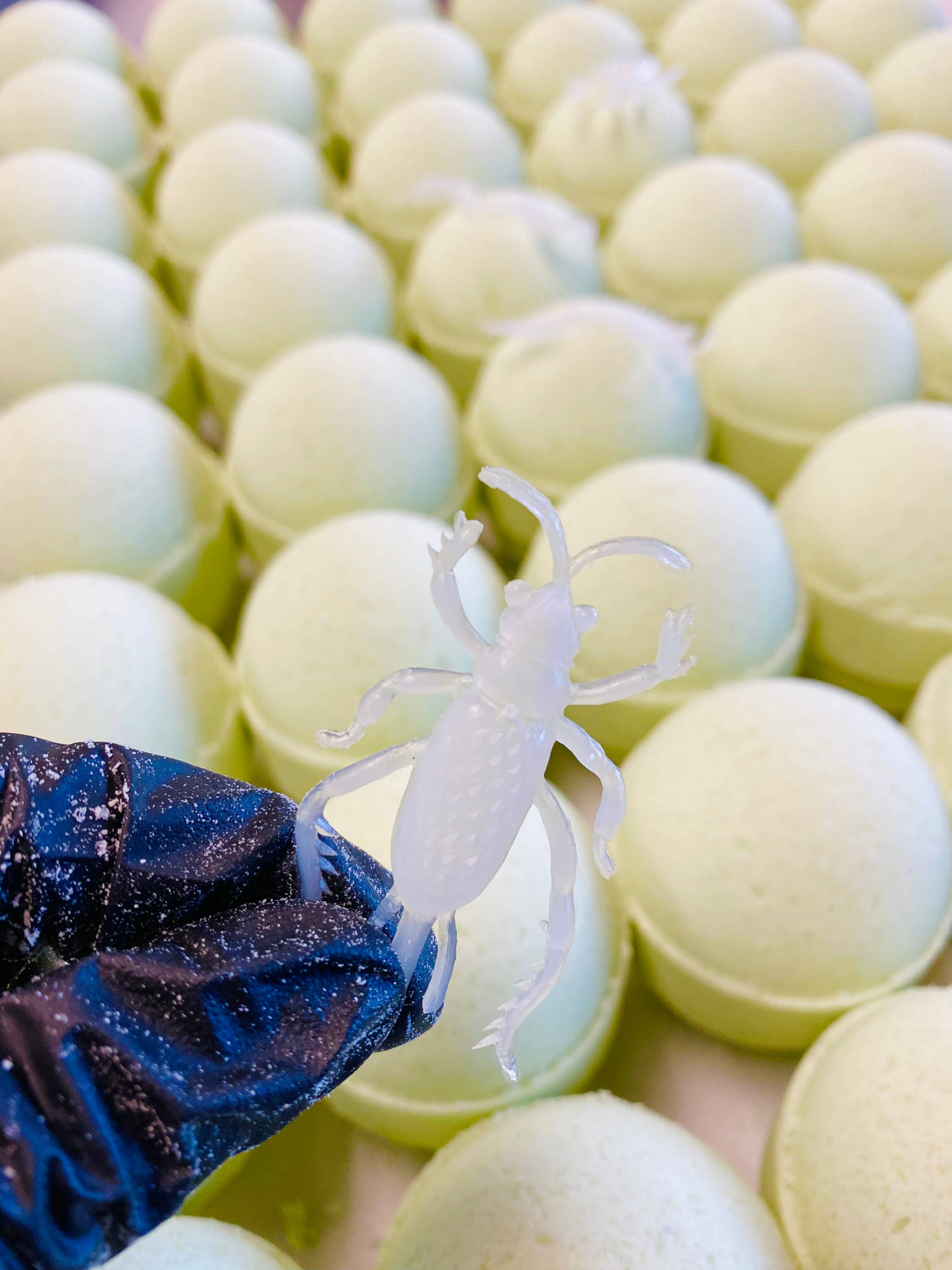 Yours Truly Bath Co – Bomba de banho/efervescente por atacado – Bomba de banho de brinquedo Oogie Boogie - Bomba de banho de Halloween1