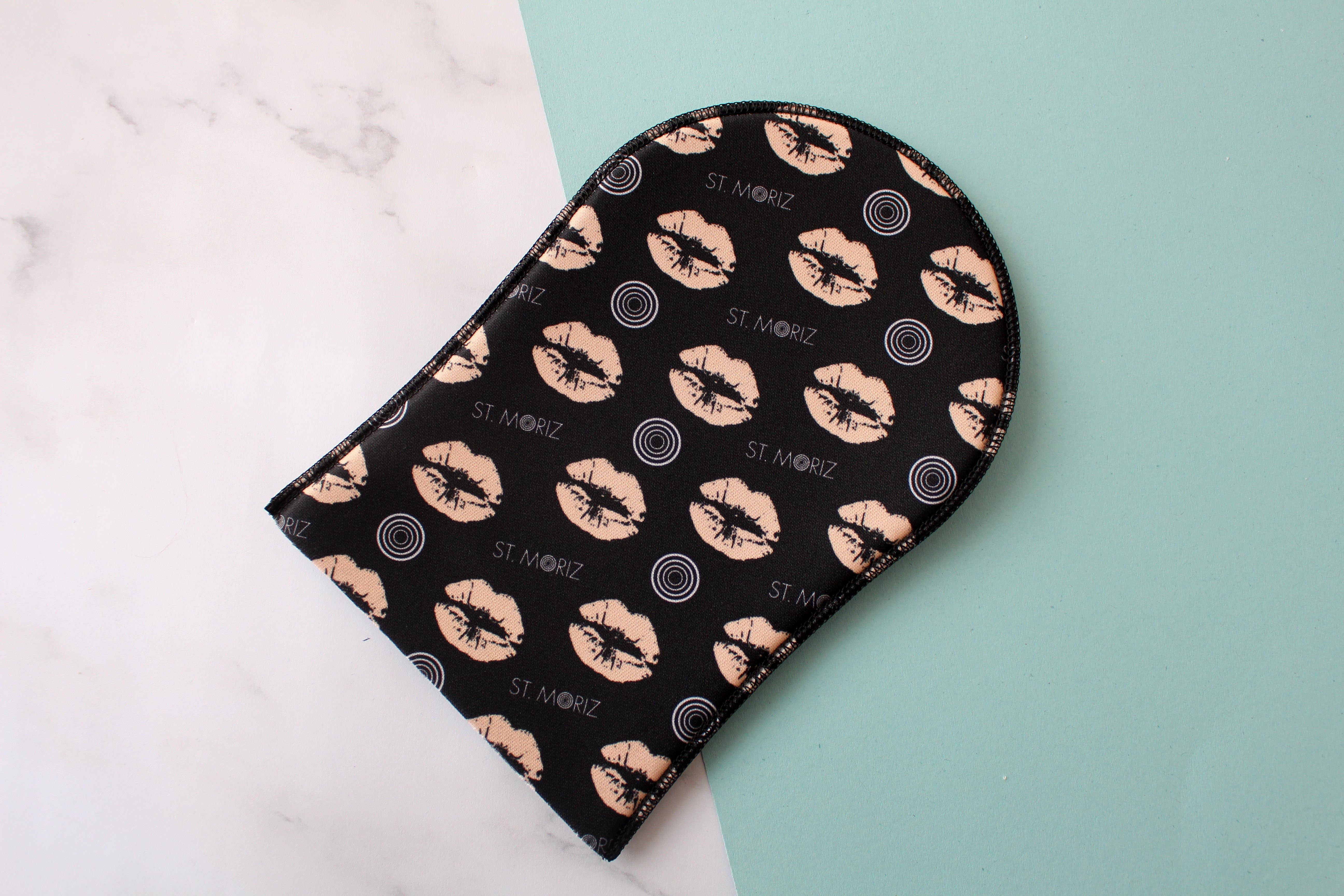 BLIII Holding - Wholesale Self-Tanner - St. Moriz Velvet Self Tan Applicator Mitt2