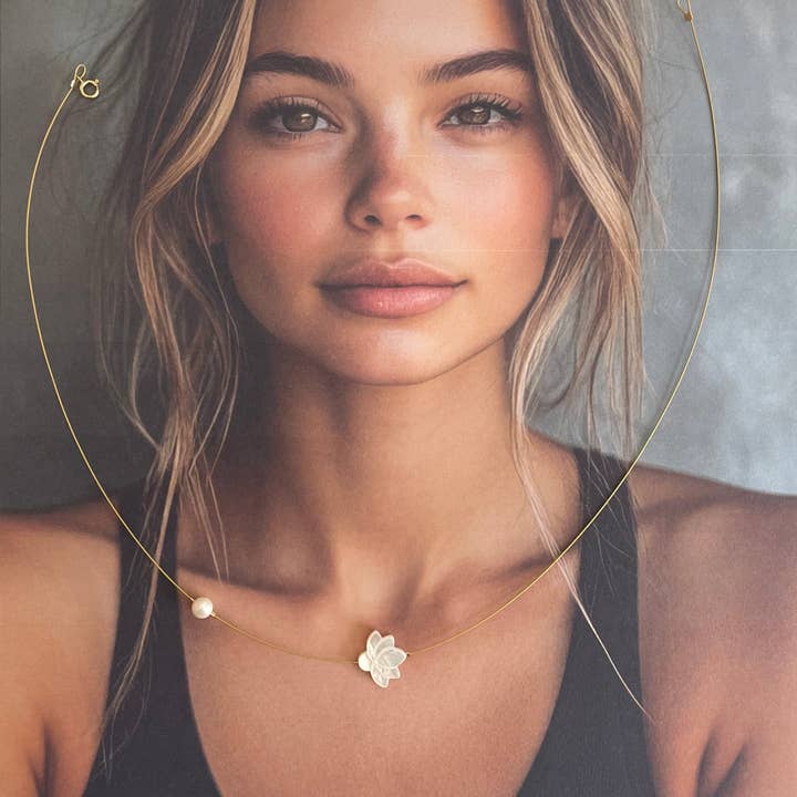 The White Lotus Necklace for wholesale by Mar&Ella