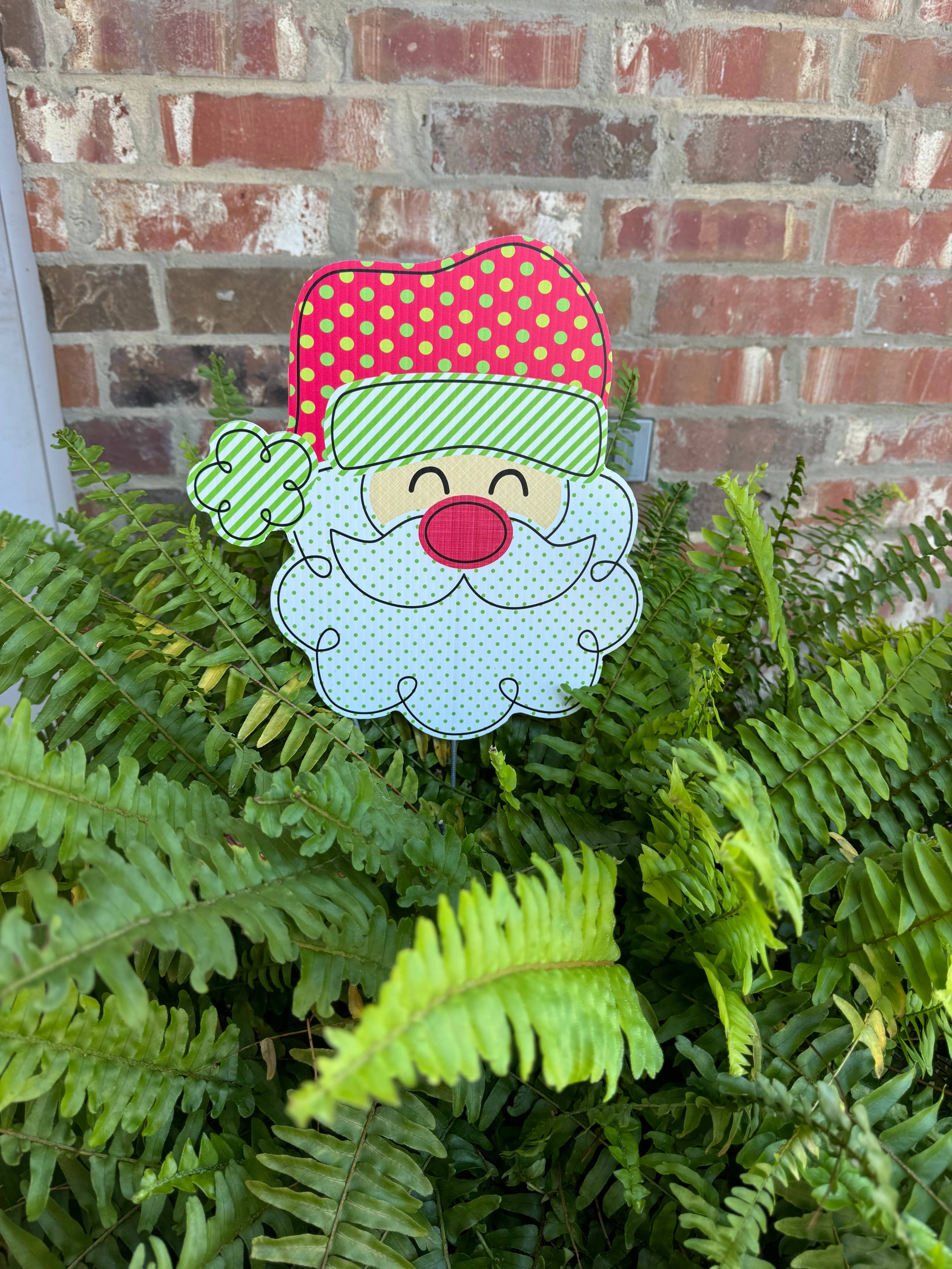 Lovely Reese - Wholesale Outdoor Sign - Polkadot Santa