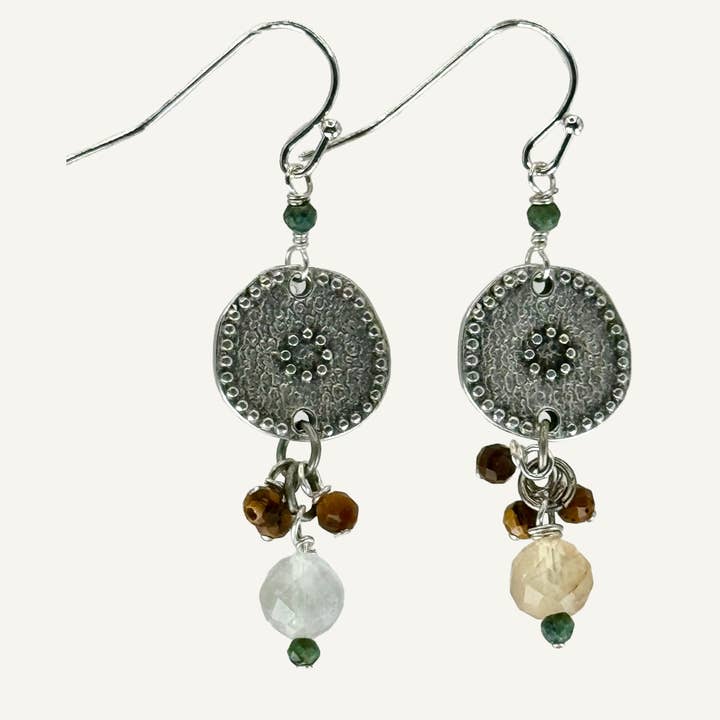 Getextureerd cirkelvormig onderdeel met versieringen voor wholesale door Silver Sparrow Jewelry