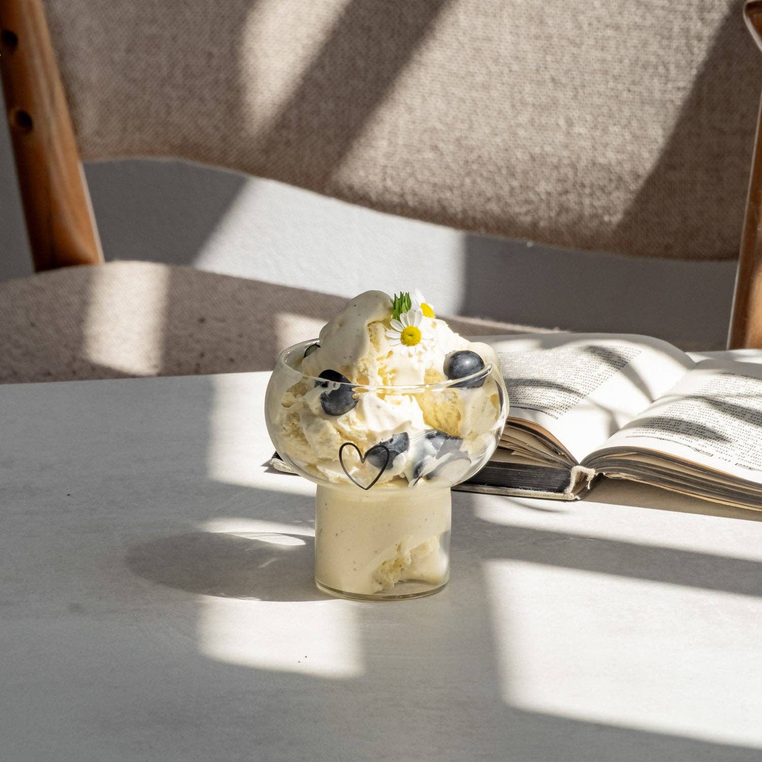 Eulenschnitt - Wholesale Drinking Glass/Cup - Bubble glass heart (VE = 6 pcs)5