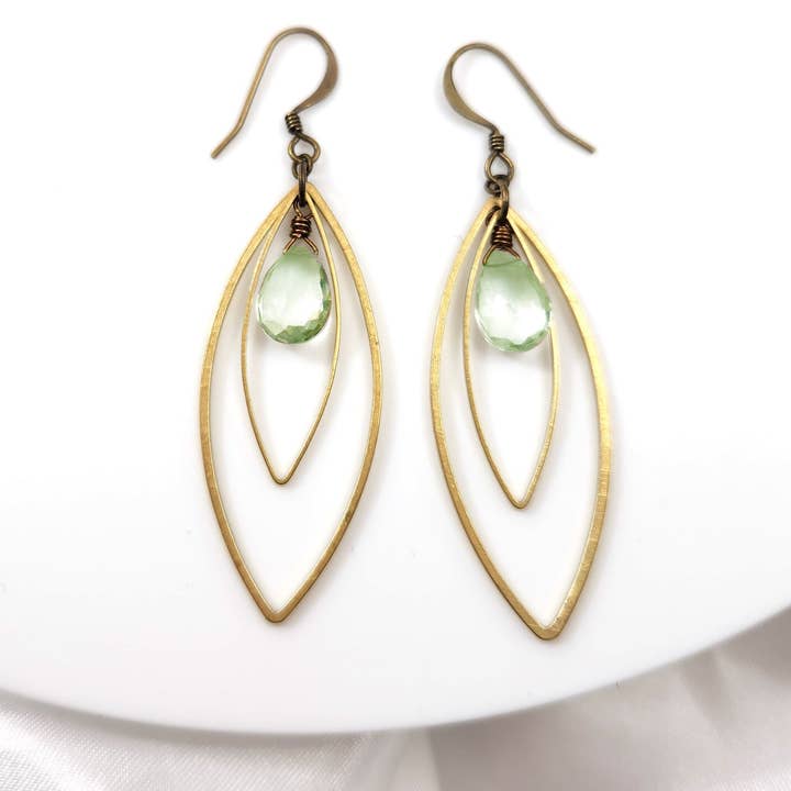 Grüner Amethyst Doppel-Marquise-Ohrringe für Damen für den Großhandel von Edgy Petal Jewelry