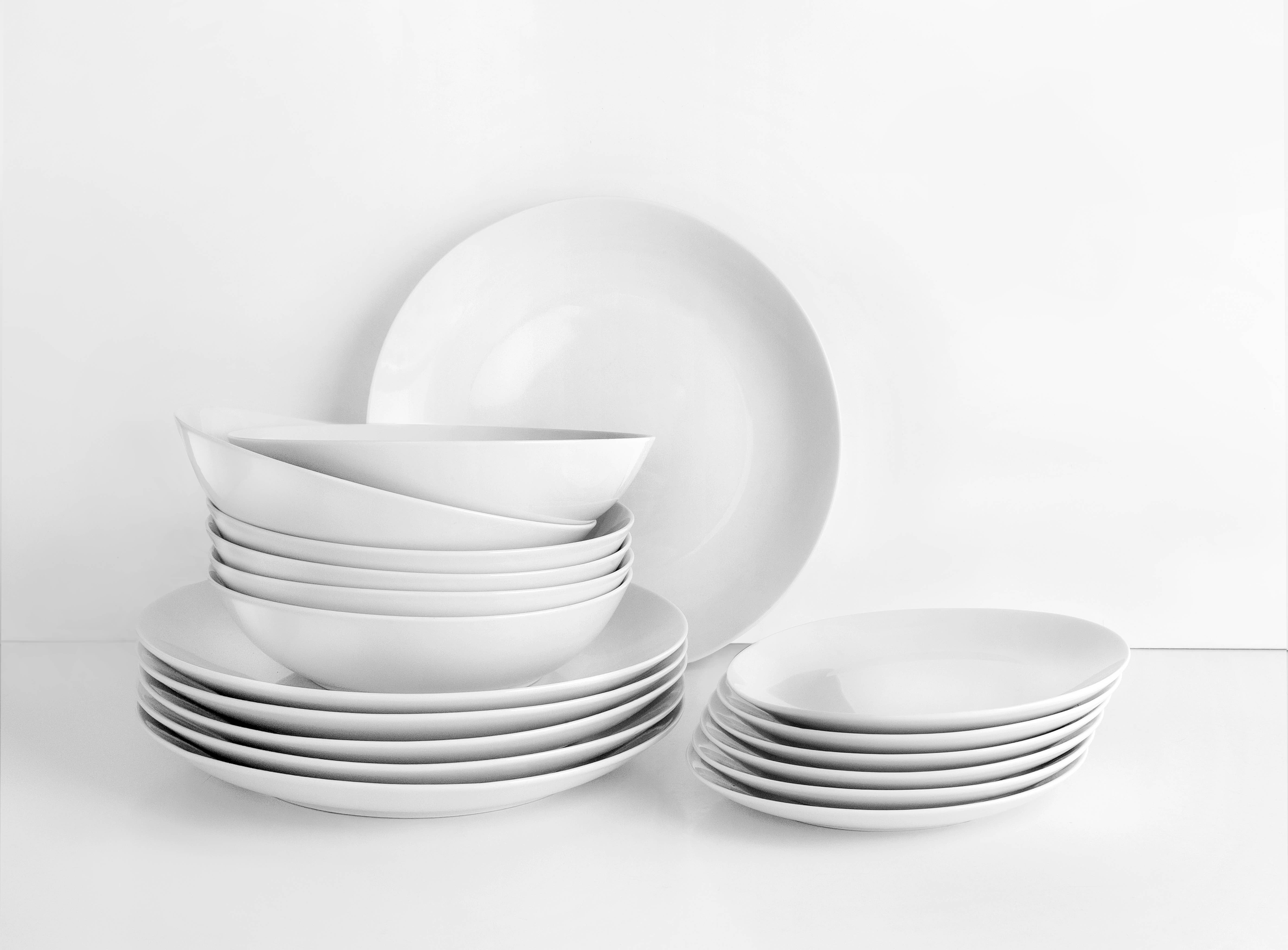 Ibili – wholesale Servisset – IBILI - 18-delars Bologna Vit Set1