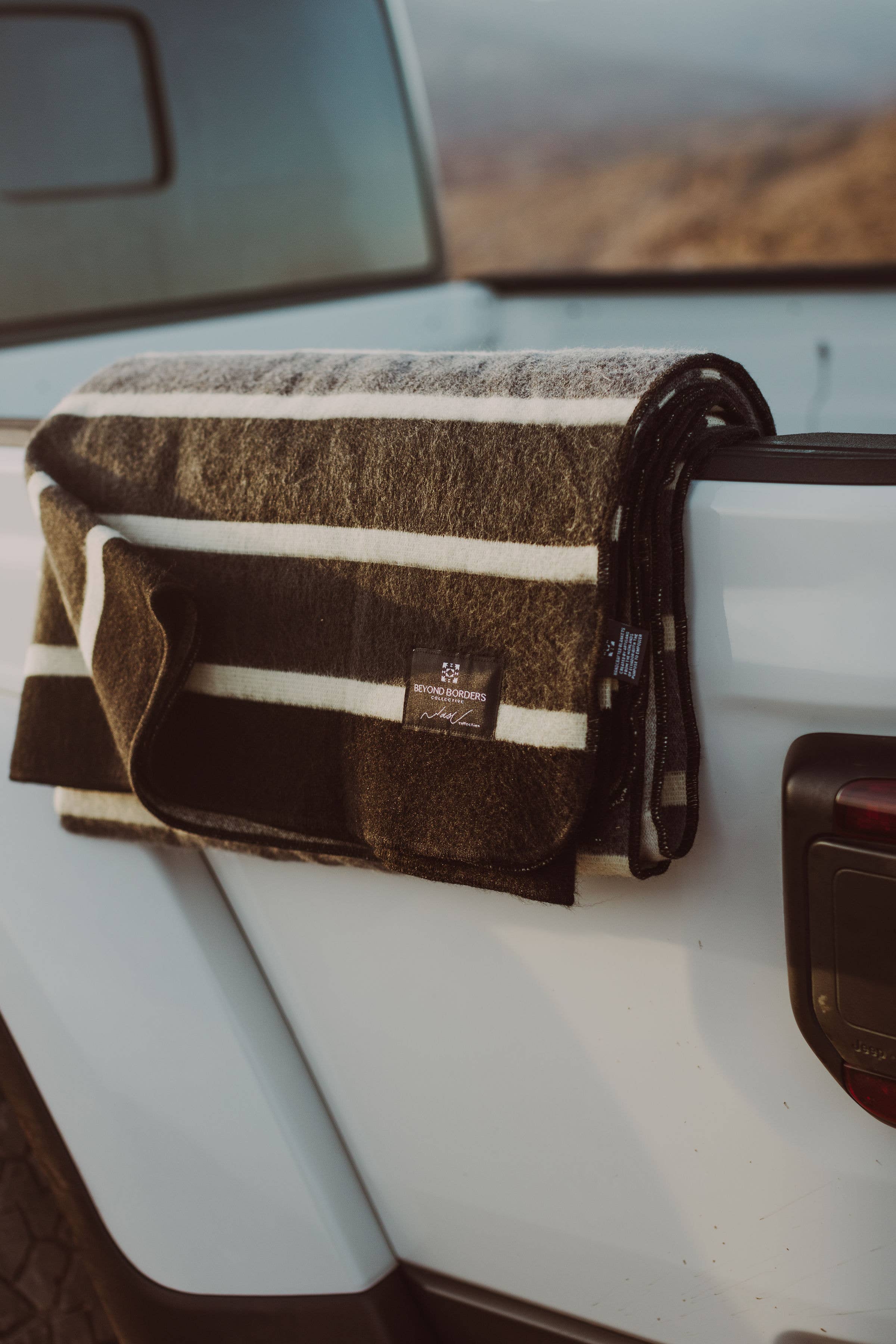 Beyond Borders Collective | Artisan-Made Blankets & Throws - Wholesale Throw Blanket - Caminante Blanket - Greyscale1