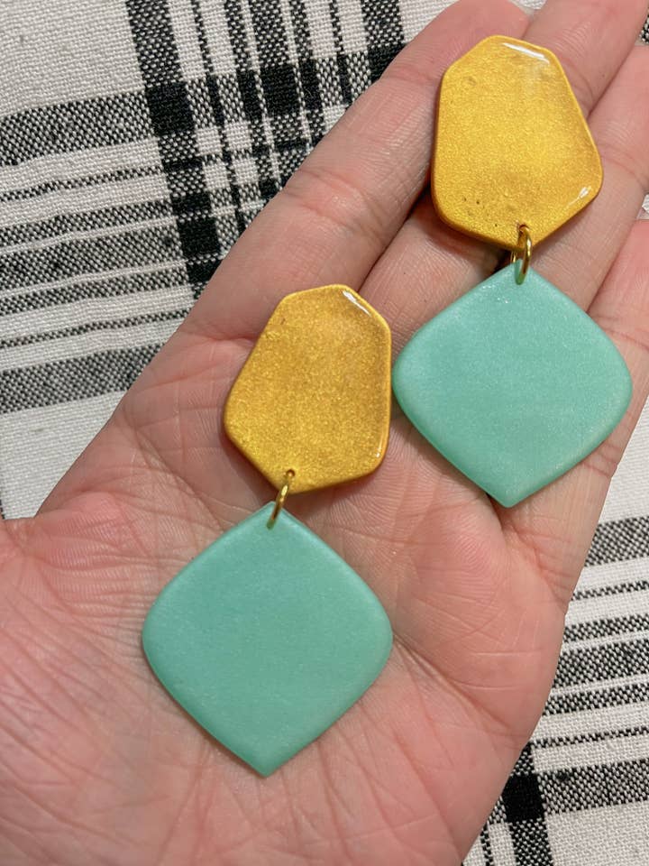 Prinsesseinspirerede øreringe i rustfrit stål for engroshandel hos Curlyygurljewels