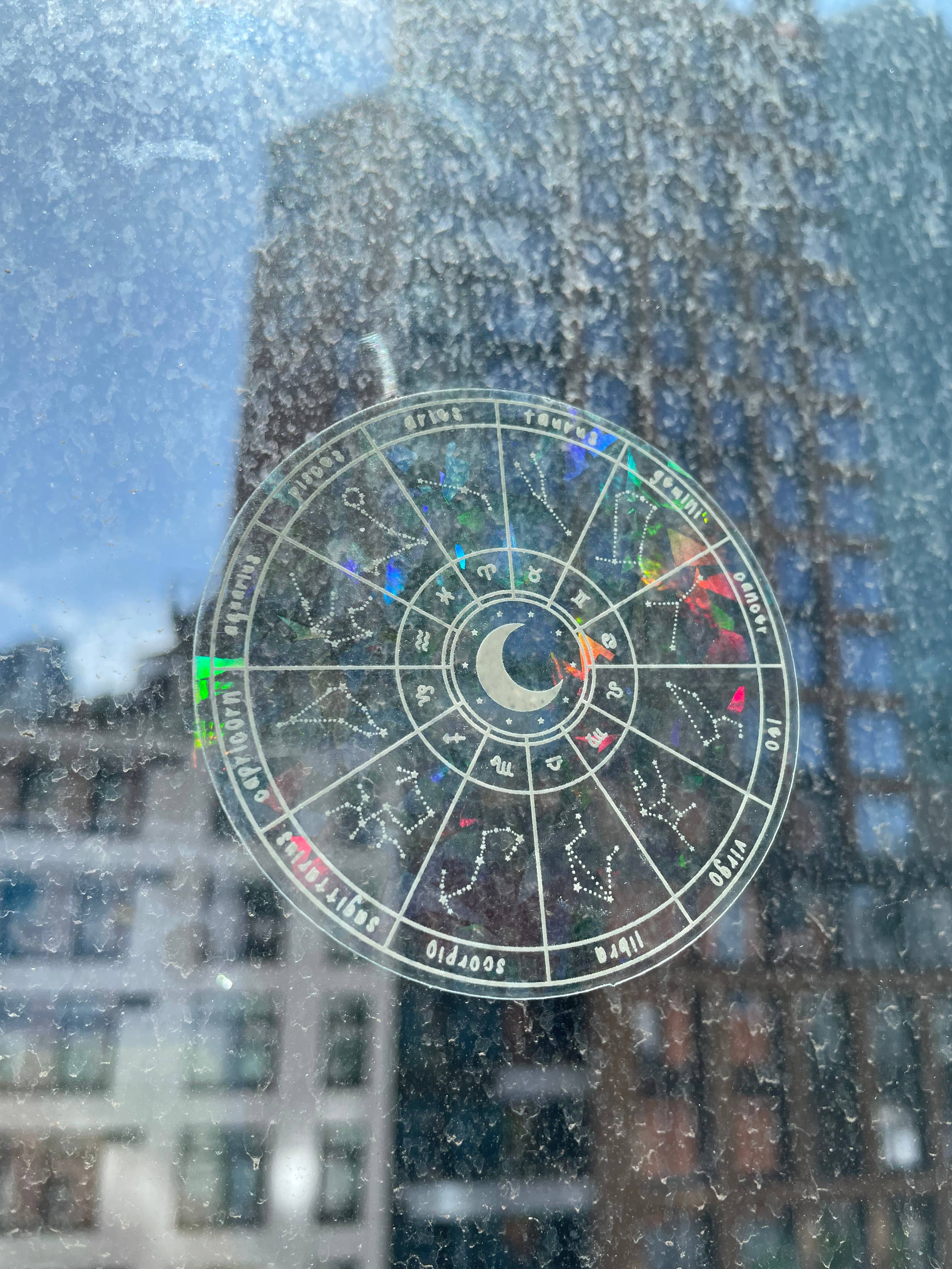 Galloree Designs LLC – Engroshandel Klistermærke – Zodiac Sun Catcher Klistermærke, Zodiac Sun Catcher, Regnbue2