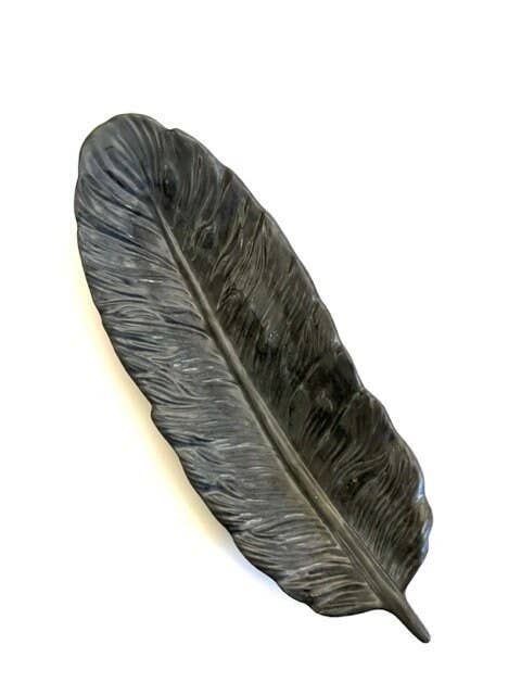 Lymeliteco - Wholesale Decorative Tray - Feather Concrete Tray | Elegant Feather Trinket Tray9