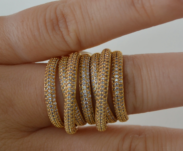 Accessory Concierge - Wholesale Band/Stacked Ring - Gold Grande Twisted Luxe Ring1