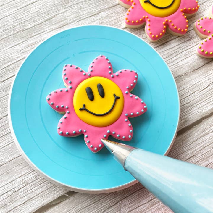 R&M International - Wholesale Cake Stand - Cookie Decorating Turntable