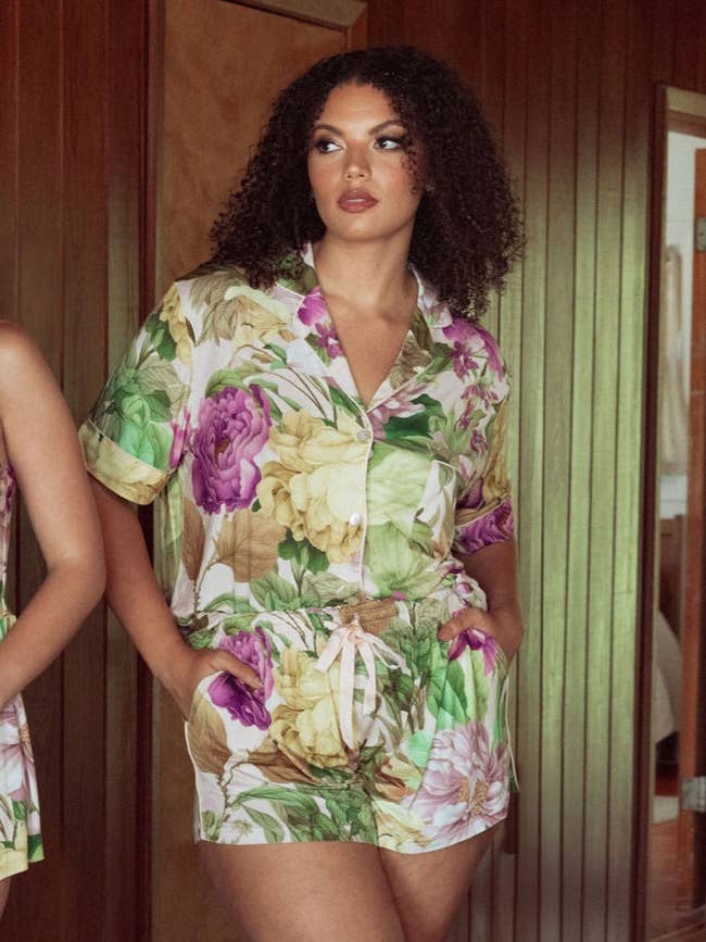 ENSEMBLE PYJAMA COURT - KILO BRAVA SPRING GARDEN MODAL pour la vente par Kilo Brava