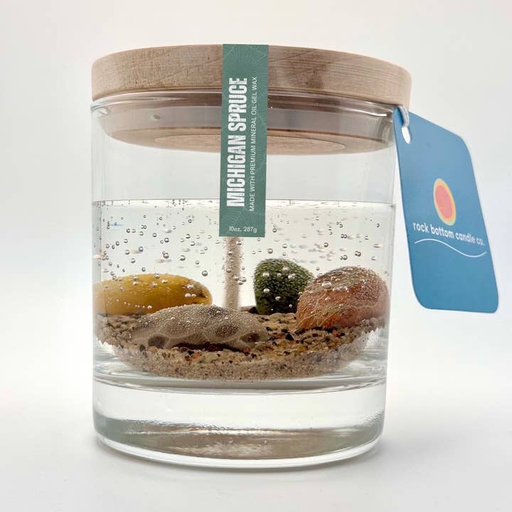 Michigan Fichte Petoskey-Stein Eingebettete Gelwachskerze 10oz für den Großhandel von Rock Bottom Candle Company
