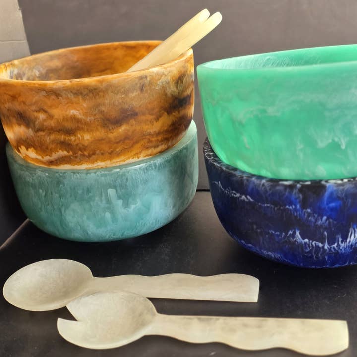 Large Hand Poured Resin Salad Serving Bowl & White Server for wholesale by Gibb & Daan