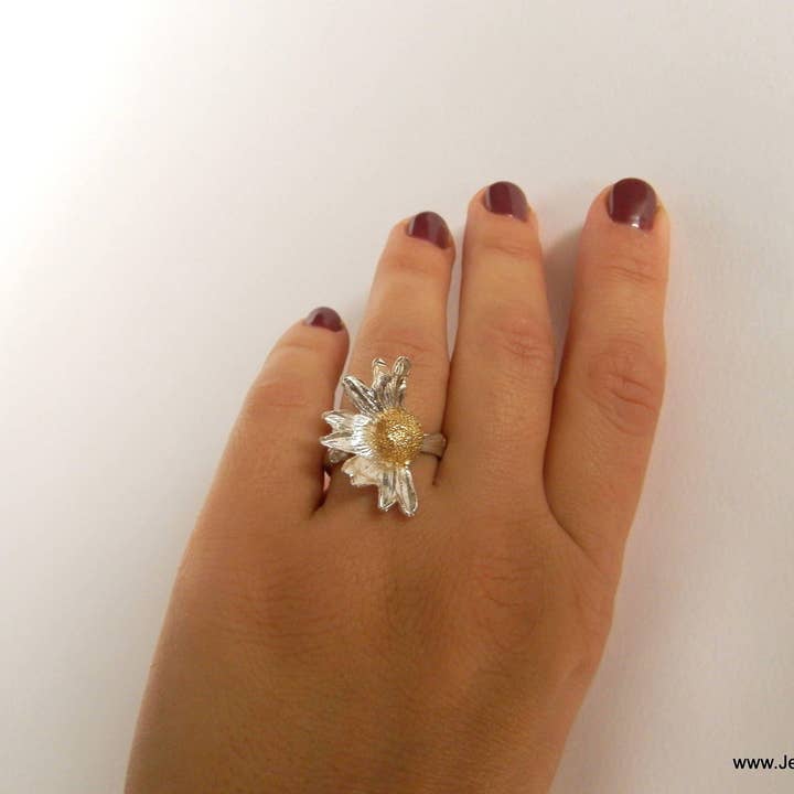 Nature Inspired Daisy Ring, Real Flower, Sterling Silver (Adjustable) for wholesale by Mother Nature Jewelry